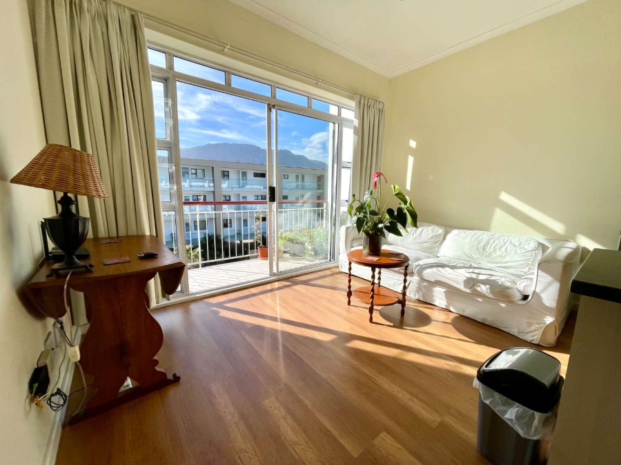 To Let 1 Bedroom Property for Rent in Beach Estate Western Cape